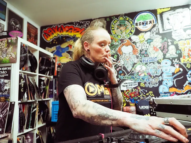 PORTRAITS - Photo 15